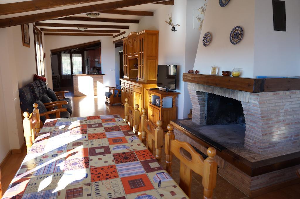 Casa Rural Os Arregueses Alquézar Exterior photo